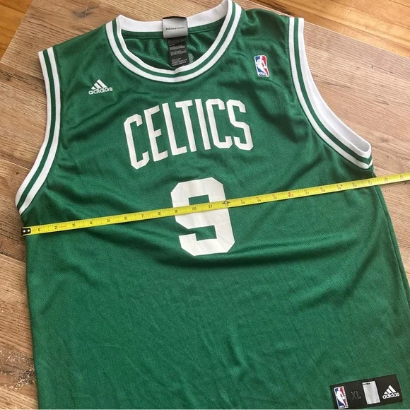 Boston Celtics Rajon Rondo #9 Jersey - Picture 7 of 13